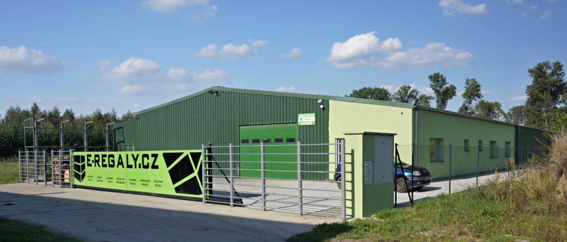 Warehouse - e-regaly.cz