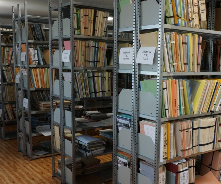 Archiving rack system